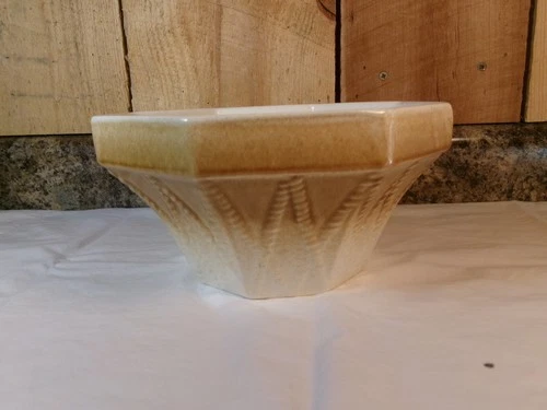 Vintage Haeger USA No.834 Art Pottery Tan Beige Octagon Bowl Planter