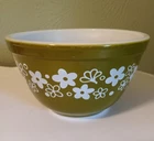 Vintage Pyrex Green Spring Blossom Crazy Daisy Mixing Bowl #401  Avocado (67)