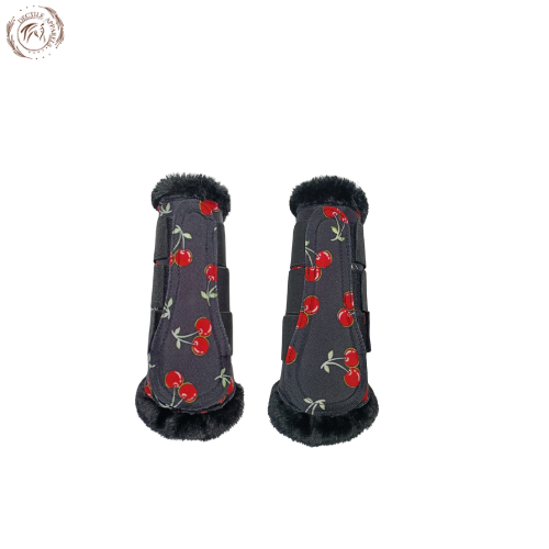 Black Saddle Pad Set with Cherry Design For English Riding - Picture 3 of 3