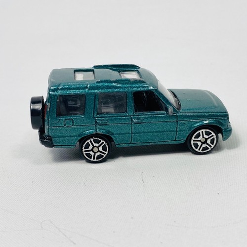 MotorMax 2004 Land Rover Discovery Hunter Green 4x4 1:64 Scale Diecast Car - Picture 10 of 12