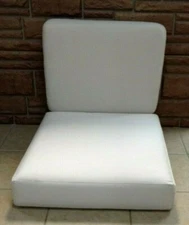 2 pc Frontgate Sunbrella Outdoor Chair Cushions Quick Dry fabric  white 27x28