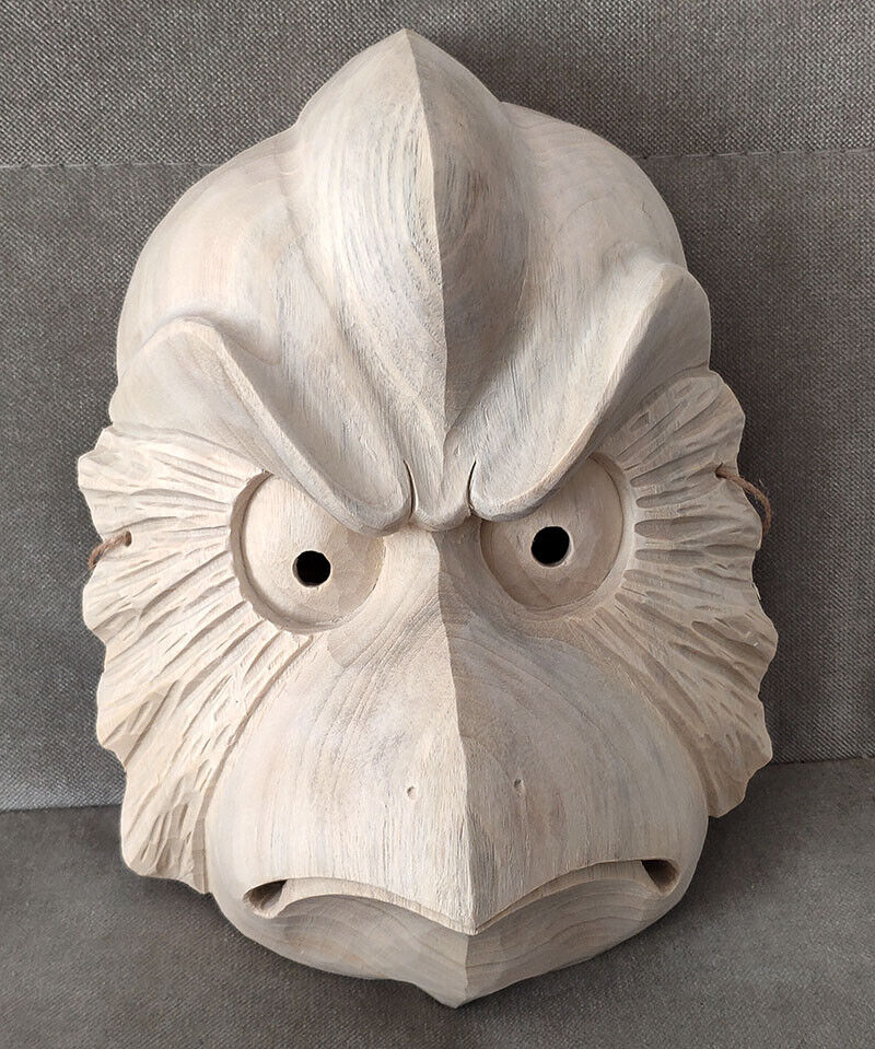 QH081- 21*16*11cm Hand Carved Camphor Wood Japanese Monster Mask