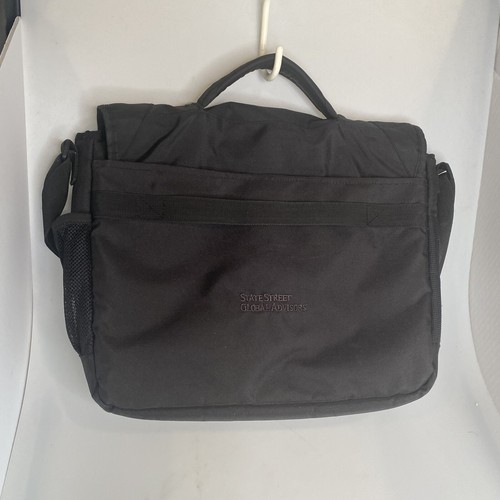 OGIO 16" Laptop Messenger Bag Embroidered Logo on Back of Bag Black- - 第 3/19 張圖片