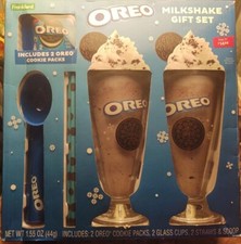 Oreo Milkshake Gift Set w/ 2 Glass Cups, Scoop & 2 Straws Oreo Cookie Decor