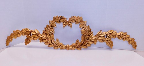 VTG Carved Gilt Wood Laurel Wreath Pediment Garland Wall Plaque Hollywood Regenc - Picture 3 of 12