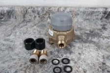 Badger 103-3721 3/4 In NPT Connection 0.75 to 35 GPM Mechanical Flowmeter