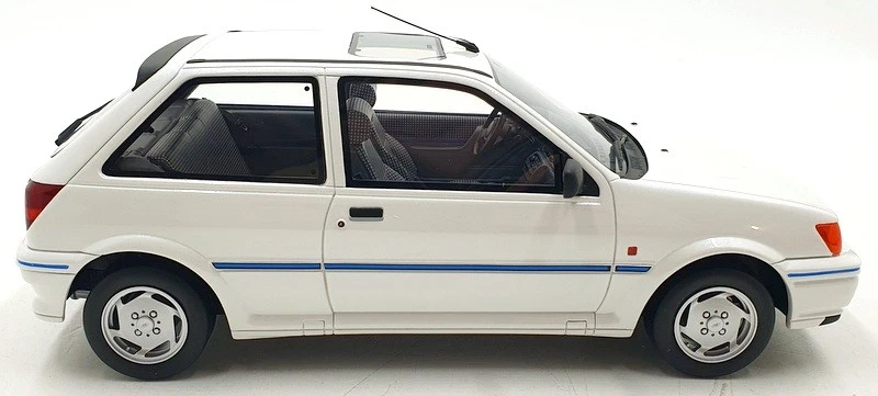 Otto Mobile 1/18 Scale Resin OT967 - Ford Fiesta XR2i - White - Image 4 of 4