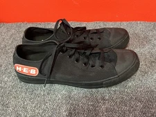 H-E-B HEB Grocery Black Shoes Men Size 12 Women 13  Shoes For Crews