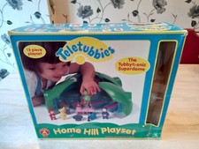 BOXED**1996 TELETUBBIES HOME HILL HOUSE TUBBYTRONIC SUPERDOME COMPLETE PLAYSET**