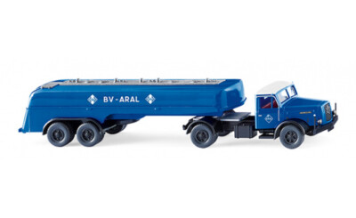 Tanker Truck (Henschel) ''Aral'' - 1:87 - Wiking (080697)