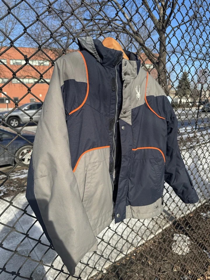 Youth Spyder Winter Ski / Snow Hooded Jacket Size 16Y - Image 2 of 4