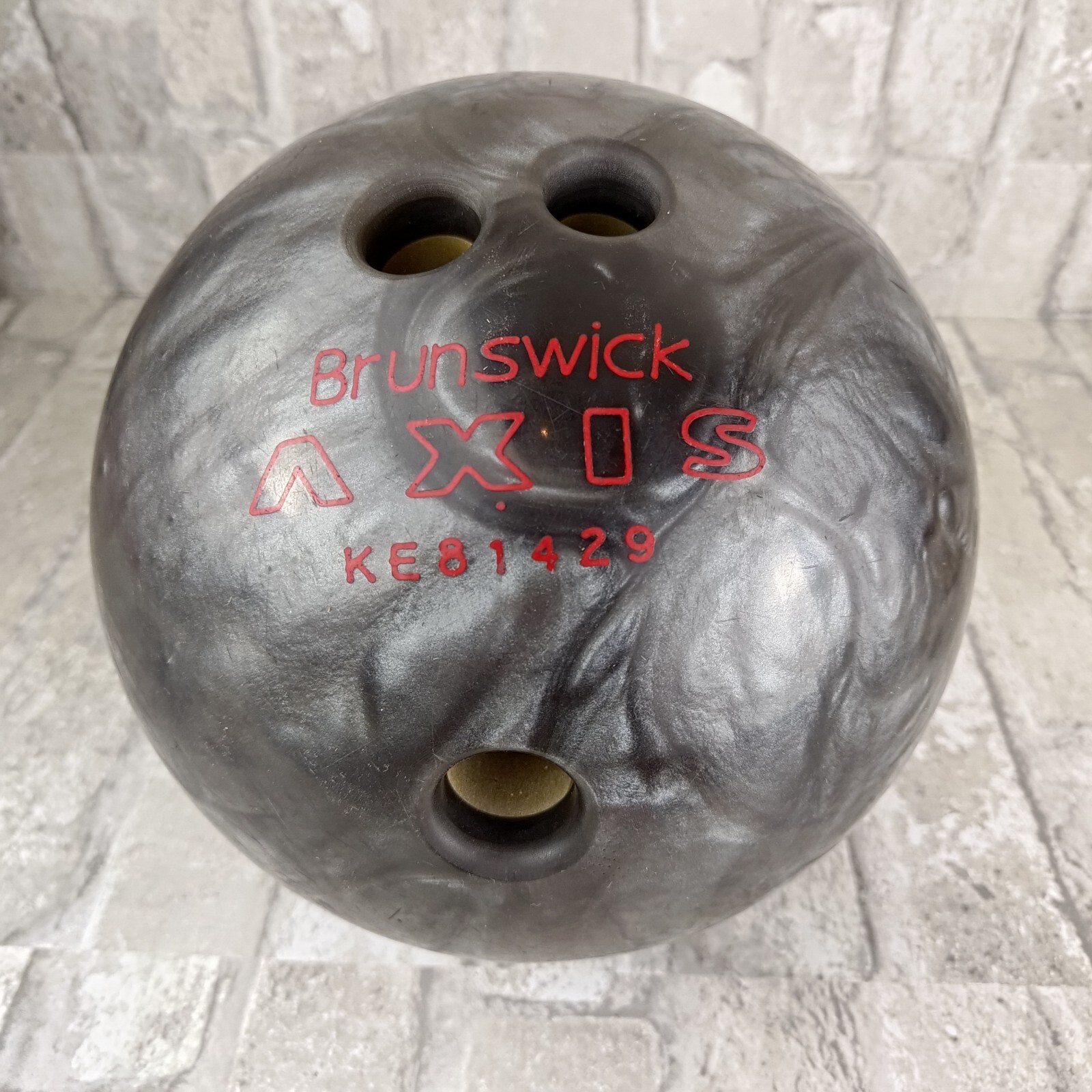 Brunswick Axis Vintage 15.8lb Bowling Ball Grey Marble Swirl