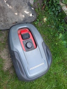 Mähroboter Roboworks P3 Defekt Ersatzteilspender