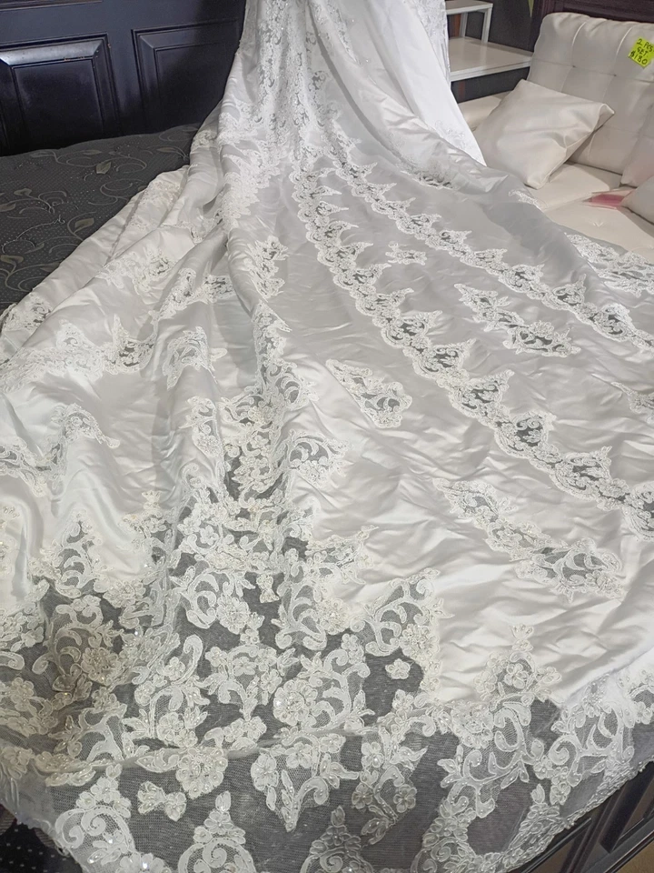 Alfred Angelo White Wedding Dress ( Bust- 16", Waist -15" And Front Length 5 Ft - Image 4 of 4