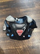 Maverik Charger EKG Youth Medium Lacrosse Shoulder Pads Black/Gray NOCSAE New