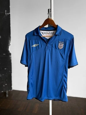 Maillot d'entraînement homme Umbro England vintage années 00 polo bleu footba... - Photo 1/4