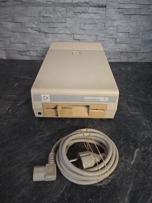 Commodore Floppy 1541 mit Stromkabel 100% Ok
