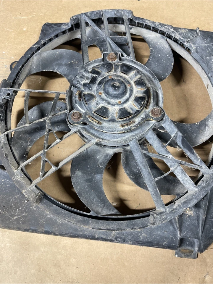 93 94 95 96 FORD ESCORT Radiador Eléctrico Ventilador Motor Foto 2 de 4