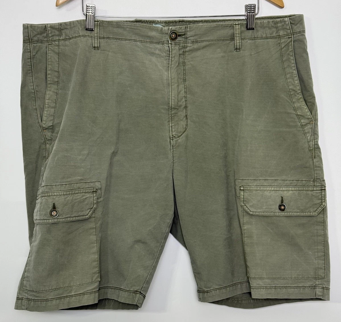 Tommy Bahama Mens Cargo Shorts Olive Green 42x10 Pima Cotton