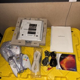 Sega Dreamcast Game Console with two controllers 8 games (TESTED WORKING)