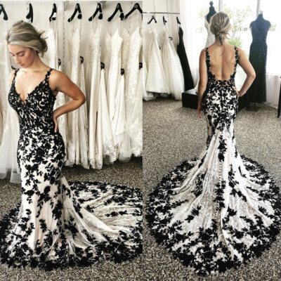 Gothic Black Mermaid Wedding Dresses Lace Appliques V Neck Backless Bridal Gowns