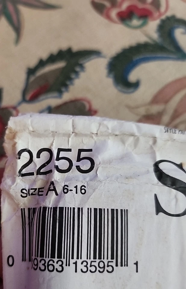 STYLE 2255 Ren Fair Wedding Formal Gown Sewing Pattern SIZE 6-16 Uncut - Image 2 of 4