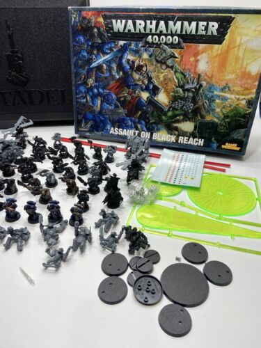 Warhammer 40K 40,000 Assault on Black Reach Citadel Partial Build + Citadel Case - Picture 3 of 14