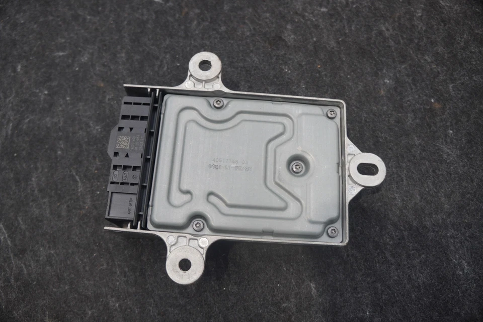 Bolsa de seguridad de retención de aire módulo de control informático ECU 65775A19AC4 BMW M8 F92 2022 Foto 2 de 4