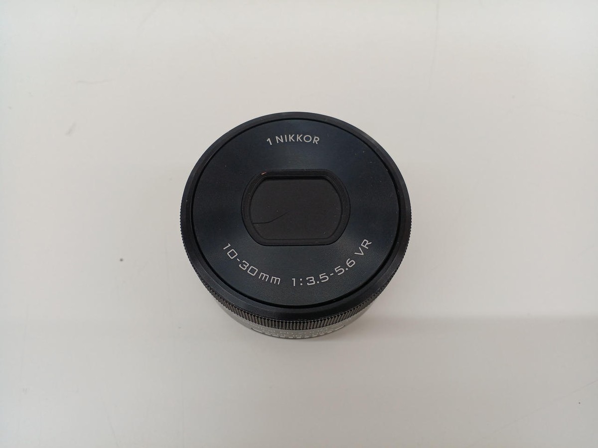 Nikon 1 V3 18.4MP Digital Camera 10-30mm f3.5-5.6 VR lens