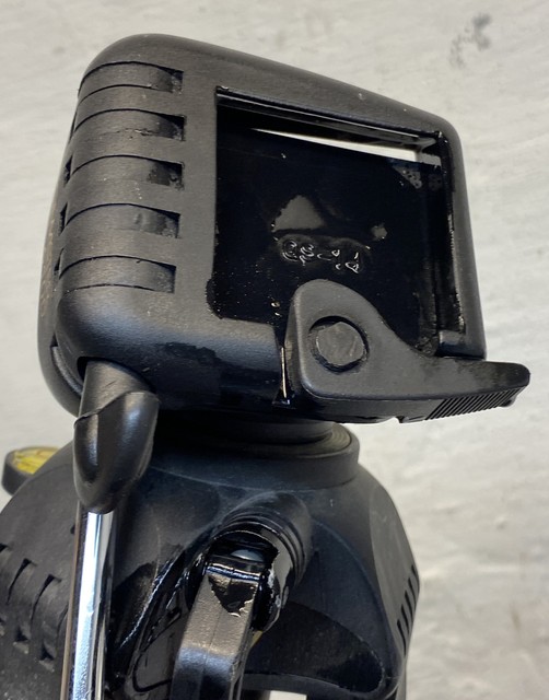 Promaster 6100 Camera Photo/Video Tripod Bubble Level 3 Way Adjust Open