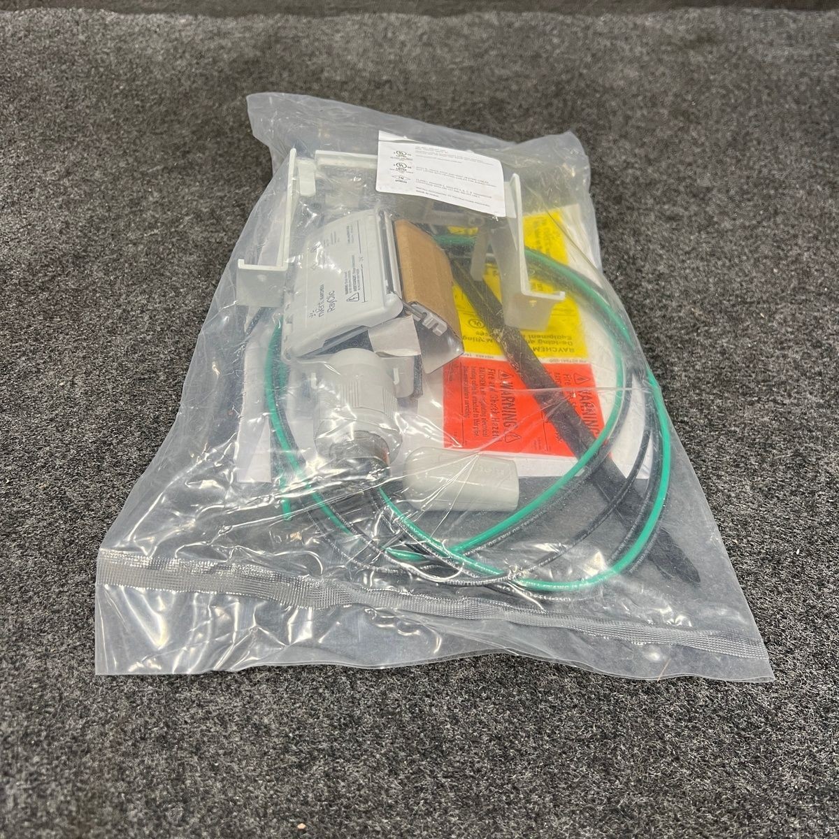 NVENT RAYCHEM RAYCLIC-PC Connection System Kit 233053-000