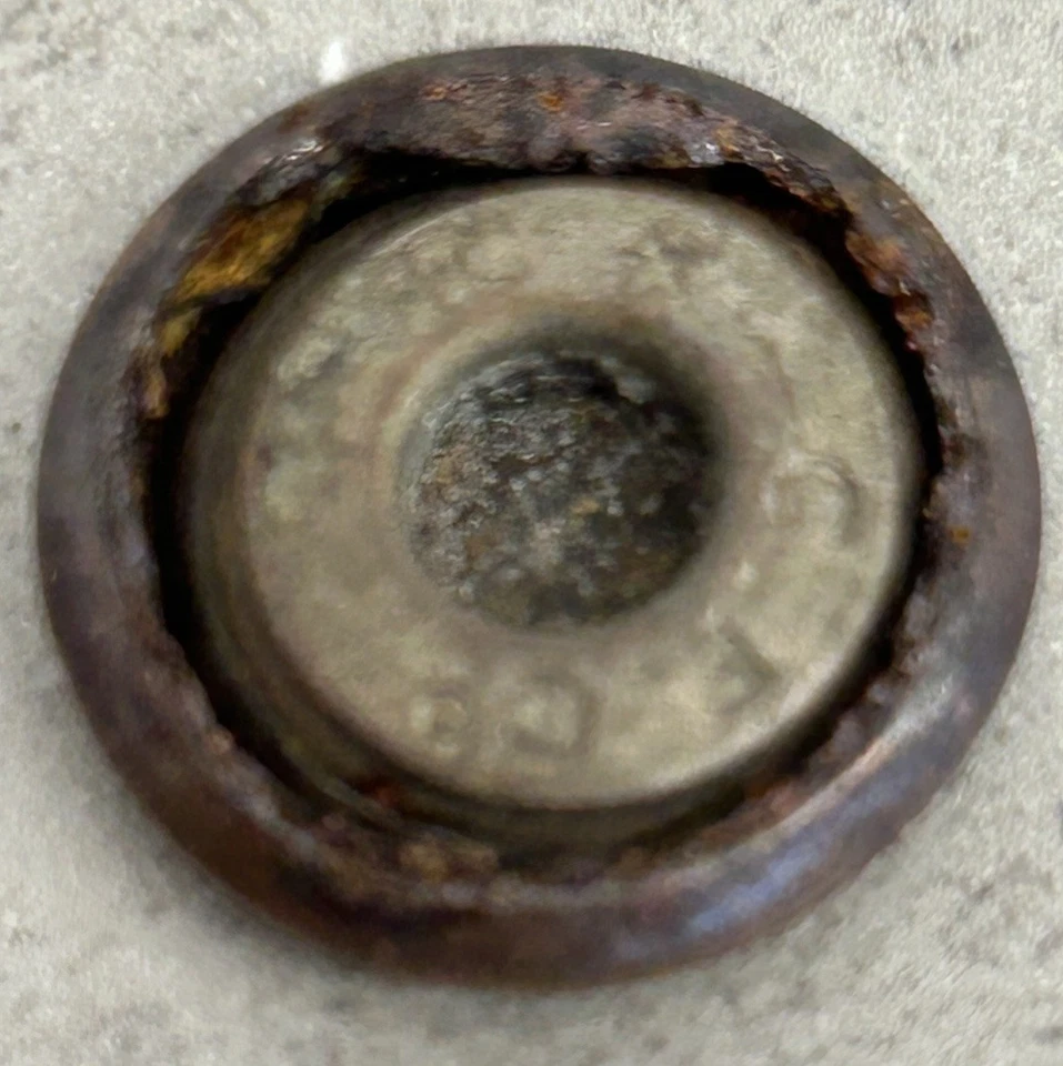 Antique OCTAGON SOAP Advertising BUTTON A GOOD SOAP FOR ALL USES Overalls Button - Image 3 of 3