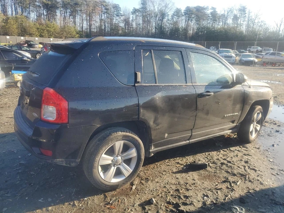 Interruptor de puerta delantera del conductor estilo clásico para conductor 11-17 COMPASS 2559088 Foto 3 de 4