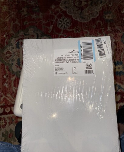 Hallmark weiße Geschenkboxen, verschiedene Größen (12 Boxen mit Deckel - S, M, L - Bild 4 von 5
