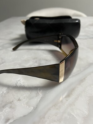 Chanel Vintage Brown and Gold Quilted Sunglasses CHANEL | Accessories | Chanel Vintage Brown And Gold Quilted  main image 3