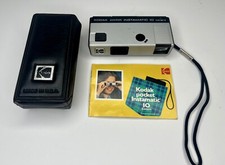 Vintage Kodak Pocket Instamatic 10 Camera Uses 110 Film With Black Leather Case