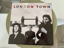 PAUL McCARTNEY Wings London Town Capitol Records 1978 LP SW11777