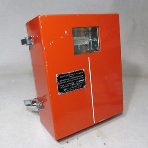 DME AIRPORT RUNWAY END IDENTIFIER UNIT ASSEMBLY LIGHT SYSTEM COSMETIC ISSUES