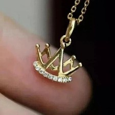 2Ct Round Cut Simulated Diamond Crown Women's Pendant In 14K Yellow Gold Plated