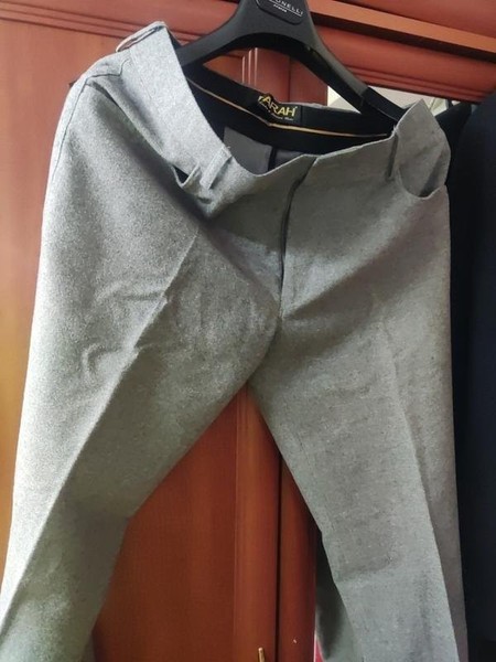 Men Farah Trousers Grey 34 / L / 50