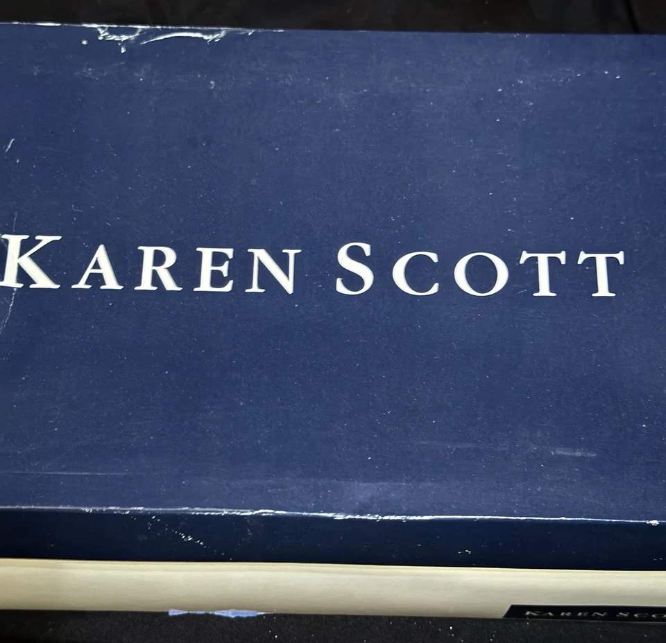 NWOB Karen Scott “Fantasy” Gold Satin Sequin Slingback Heels Size 8 Leather Sole - Image 2 of 4