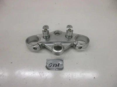 Q778. Triumph Speed Triple 1050 Gabelbrücke oben Gabel Standrohr T2047300 - Bild 1 von 4