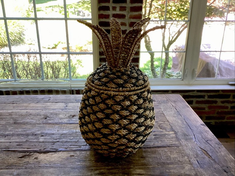 Nate Berkus Pineapple Shaped Seagrass/ Rattan Wicker Basket With Lid 16.5”