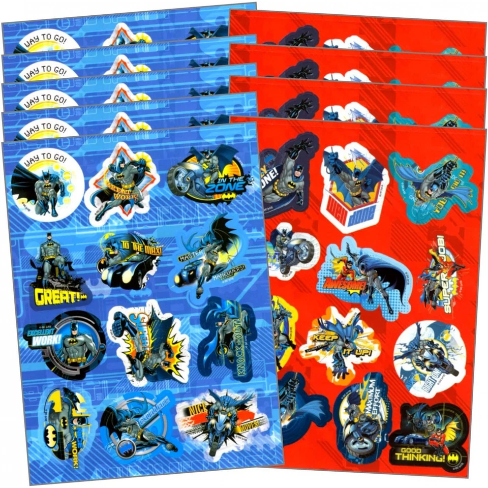 Libro para colorear actividades de Batman de DC Comics con pegatinas para niños de 3 años en adelante Foto 2 de 4