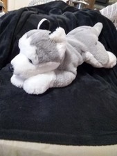 FAO Schwarz Husky Dog Timber Wolf Plush Lay Flat 15  Stuffed Animal White Gray