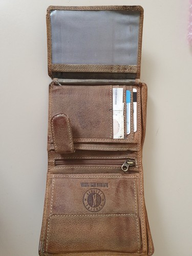 Portafogli uomo verticale color marrone marca KLONDIKE (USATO) - Foto 6 di 12