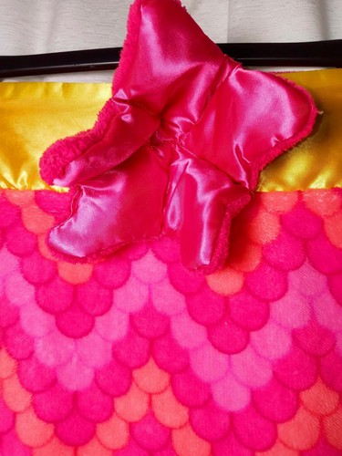 Pink Mermaid Kids Teens Snuggie Tails Super Soft Plush One Size Fits Most Comfy - Picture 6 of 11