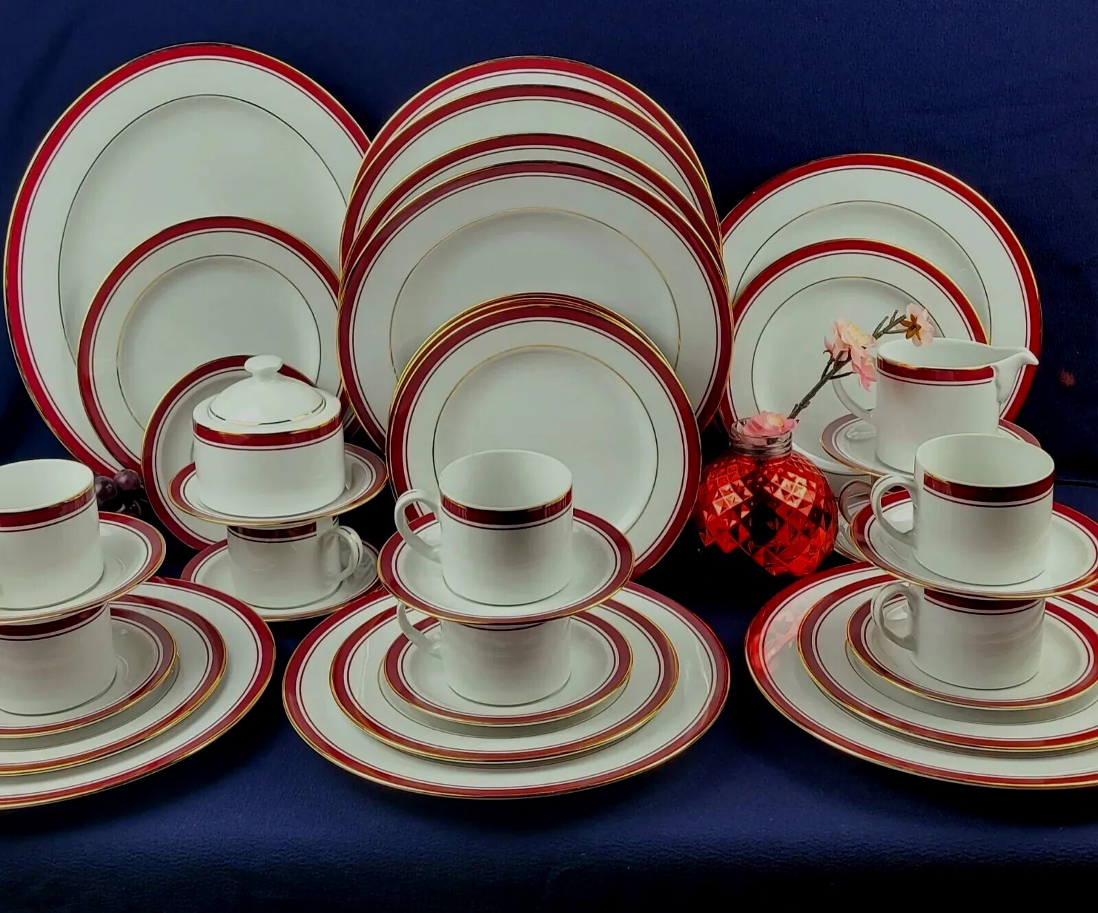 "Classics Burgundy" by Philip Kingsley - Service for 8 & Hostess Pieces - 36 pcs