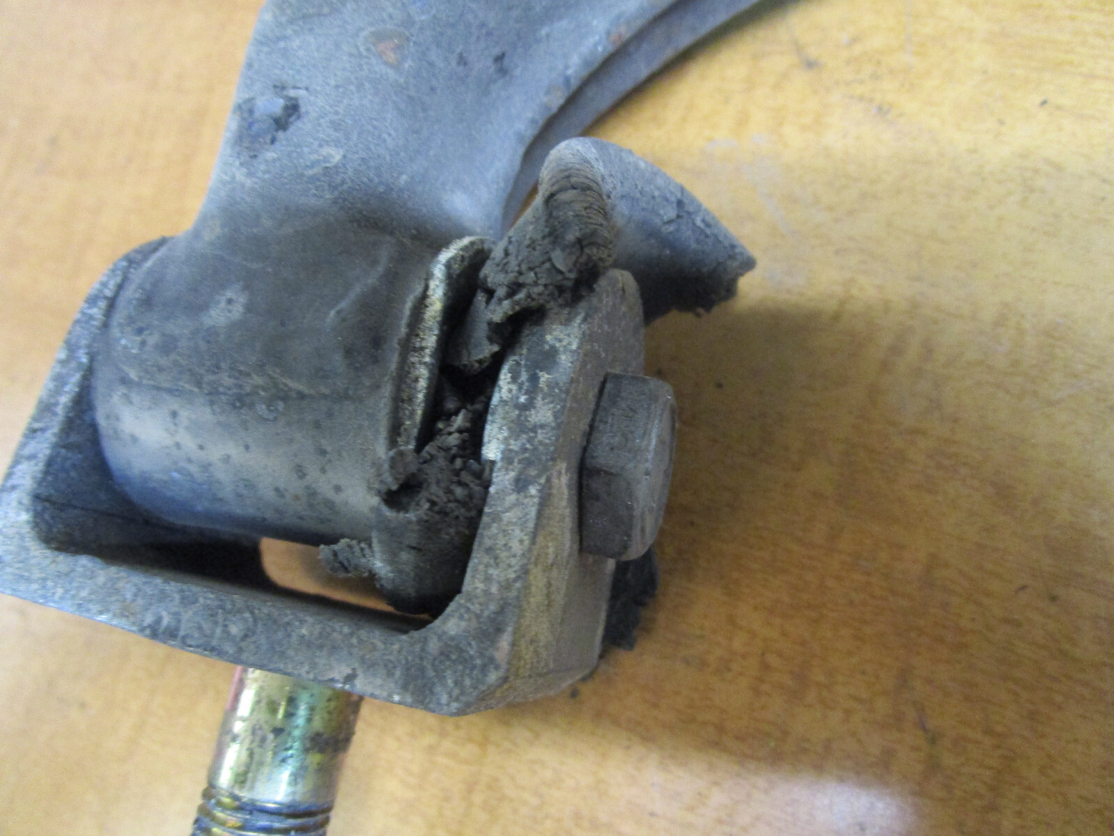 Ferrari 348,Mondial t,Testarossa - Lower Front Suspension Lever  P/N 143005