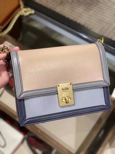 NWT Coach Hutton Shoulder Bag In 